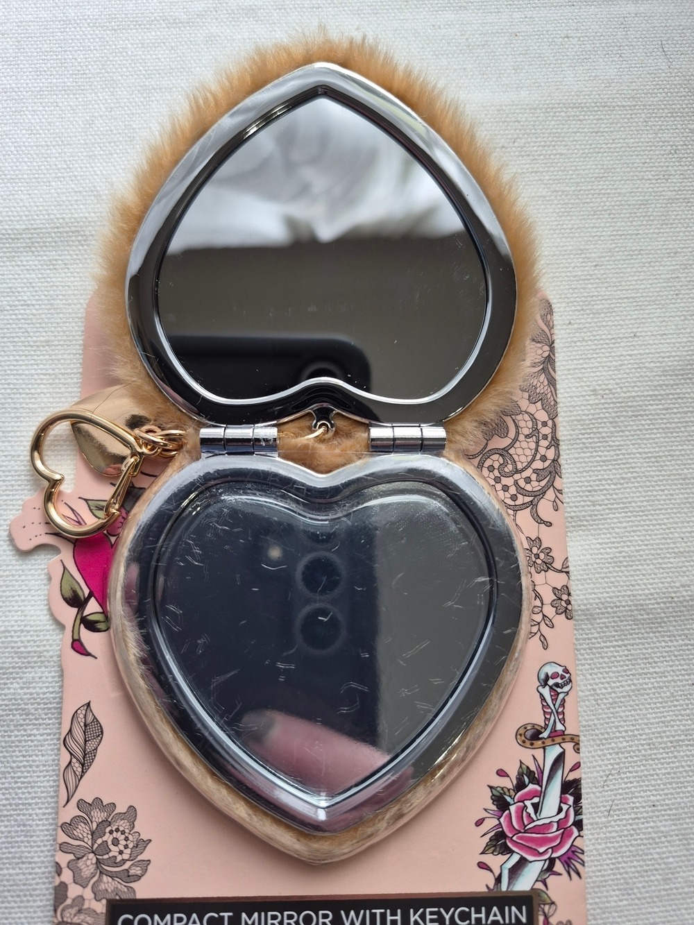 Ed Hardy Faux Fur Heart Compact Mirror Keychain Gold Charm Y2K NWT - Picture 5 of 5